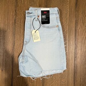 Levi’s shorts